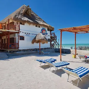 Golden Paradise Beach 3*, Isla Holbox México